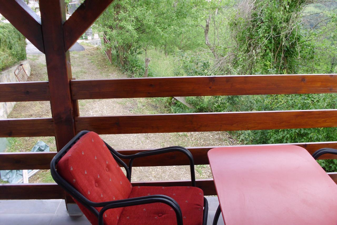 Tri bagrema KM Apartment Mokra Gora Bagian luar foto